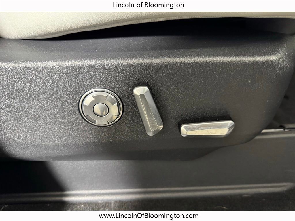 Certified 2025 Lincoln Navigator L Black Label w/ Black Label Special Edition image 20