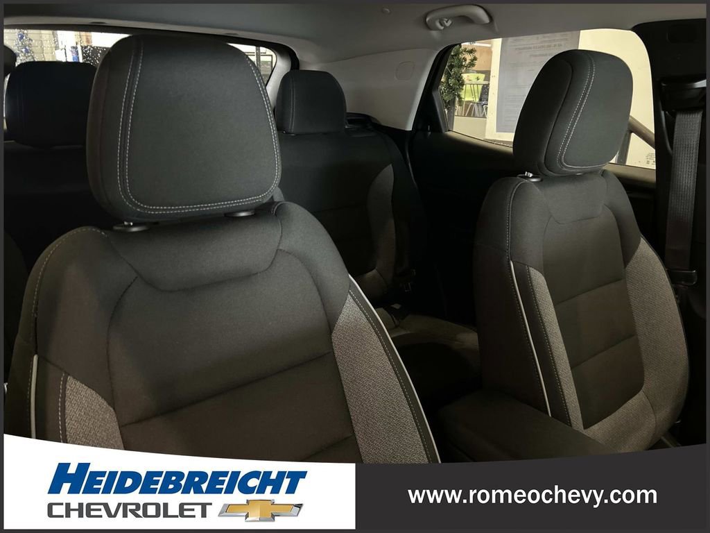 Certified 2022 Chevrolet TrailBlazer LT w/ Driver Confidence Package image 29