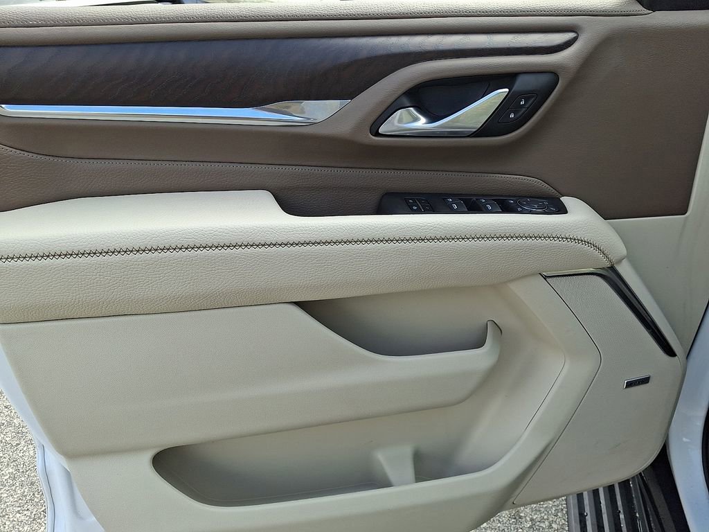 Used 2023 GMC Yukon Denali image 12