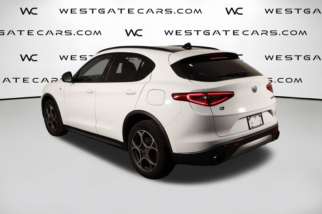 Used 2023 Alfa Romeo Stelvio Ti AWD/4WD image 48