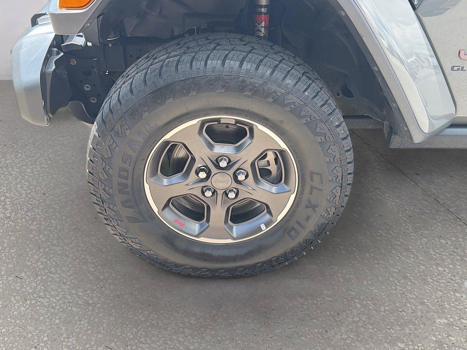 Used 2020 Jeep Gladiator Rubicon AWD/4WD image 38