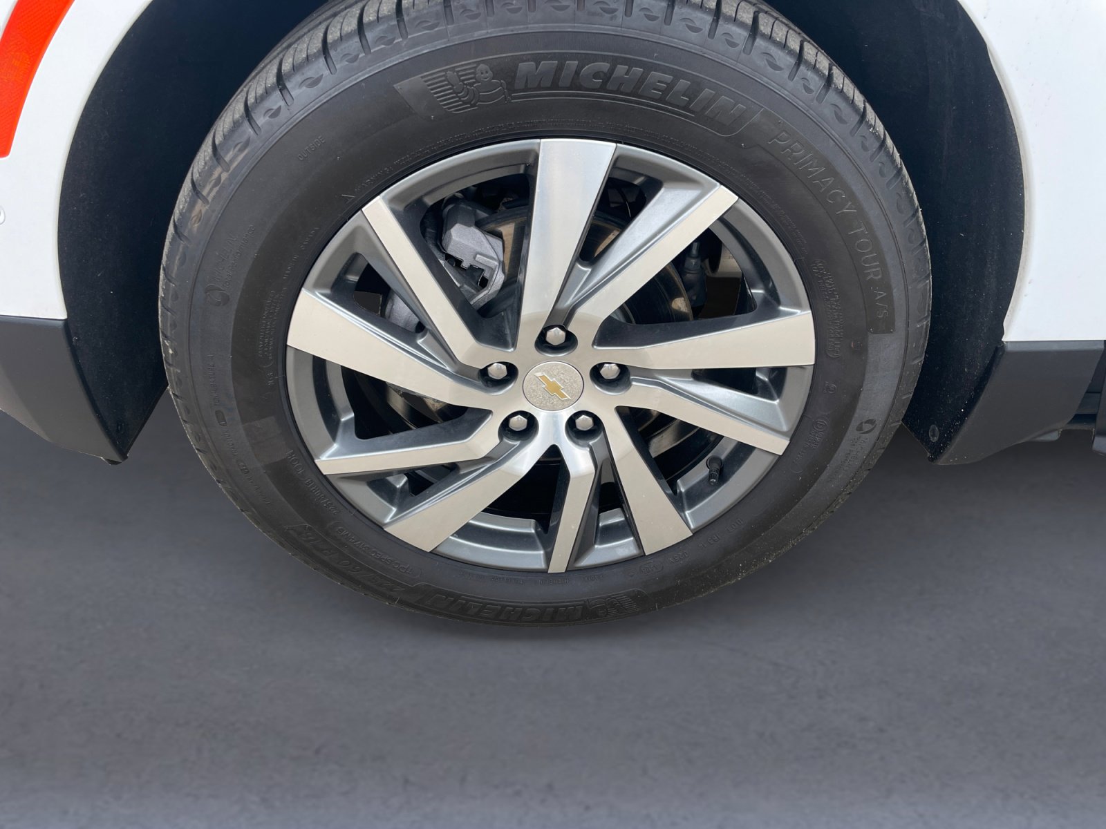 Used 2024 Chevrolet Equinox Premier AWD/4WD image 14