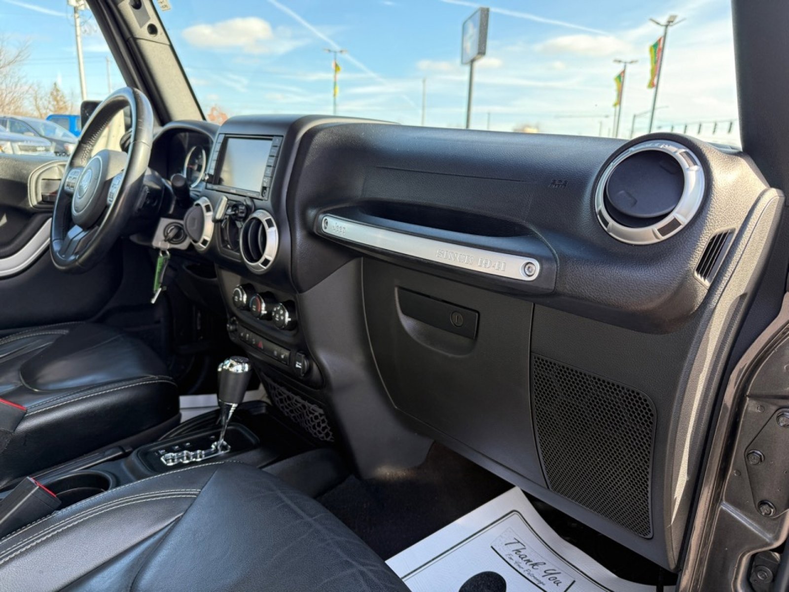 Used 2018 Jeep Wrangler Unlimited Sahara w/ Connectivity Group image 12