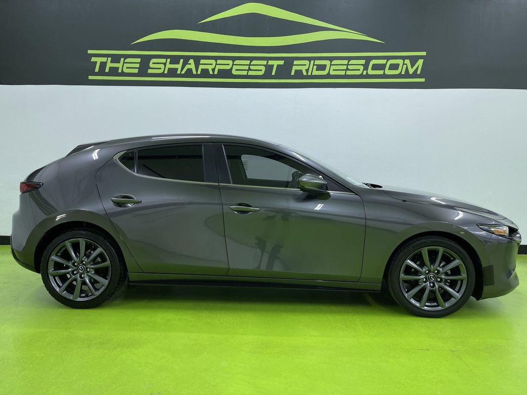 Used 2020 MAZDA MAZDA3 image 11