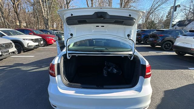 Used 2017 Volkswagen Jetta SEL image 38