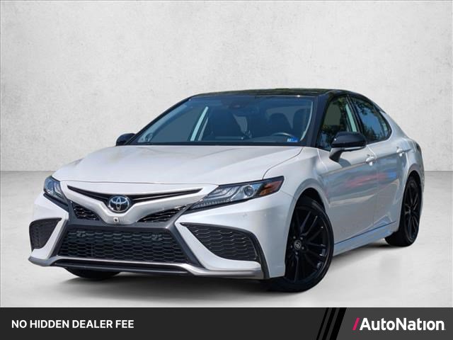 Used 2024 Toyota Camry XSE w/ Navigation Package FWD image 1