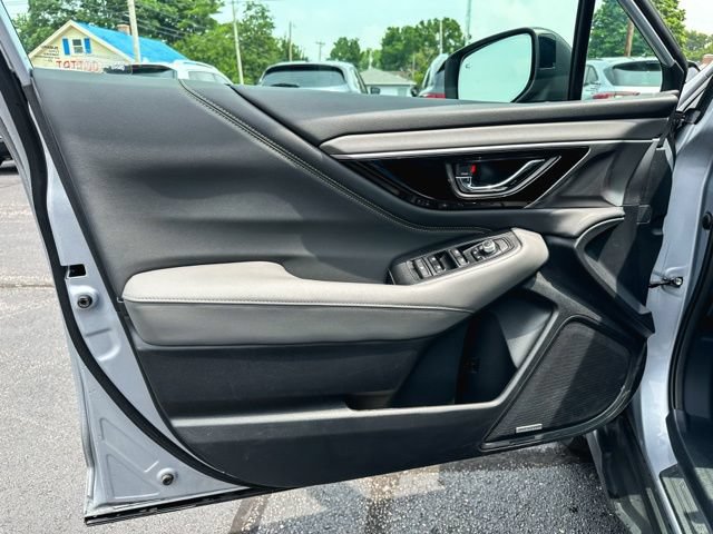 Used 2024 Subaru Outback Onyx Edition AWD/4WD image 14