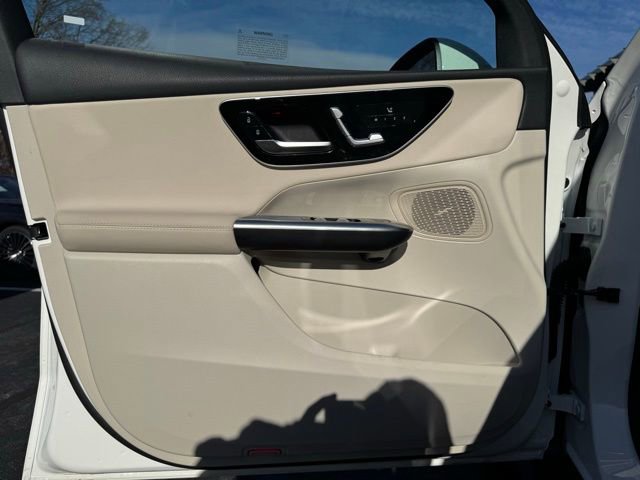 Used 2026 Mercedes-Benz GLC 300 4MATIC image 19