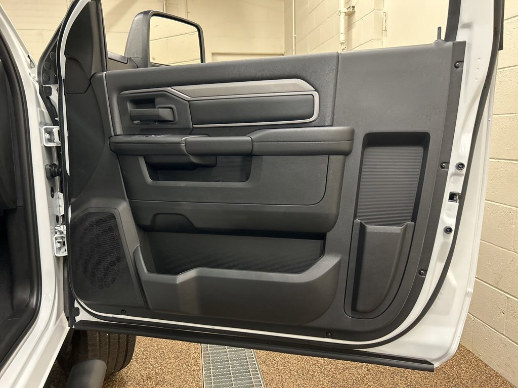 New 2026 RAM 3500 Tradesman image 10