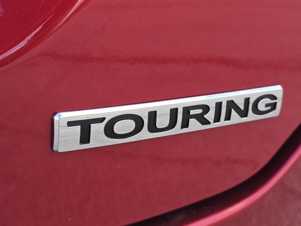 New 2025 Honda Pilot Touring image 15