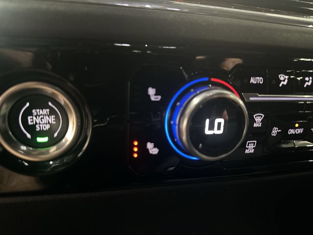 Used 2024 GMC Sierra 1500 Elevation AWD/4WD image 35