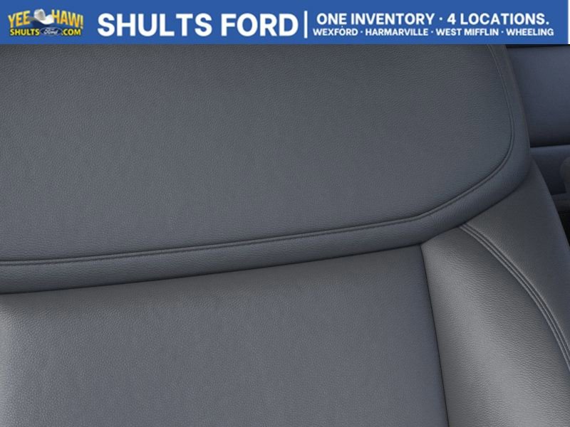 New 2026 Ford Expedition Active image 17