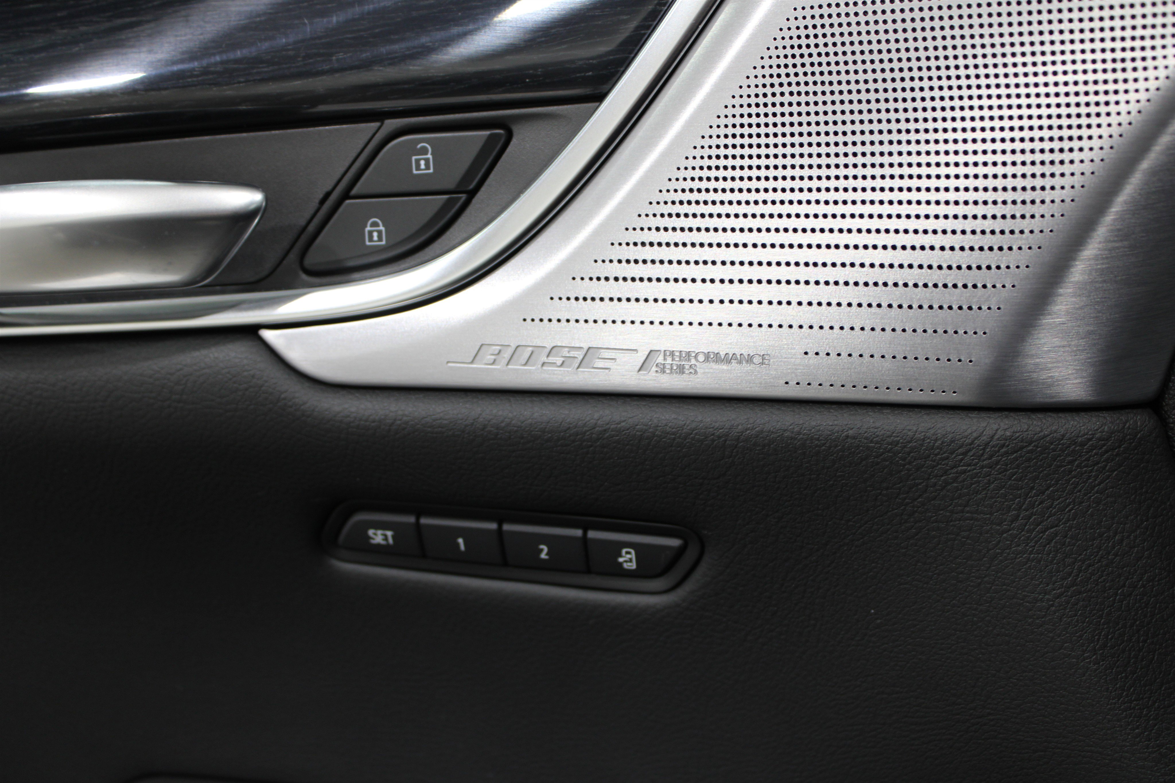 Used 2022 Cadillac XT5 Premium Luxury w/ LPO, Floor Liner Package image 8