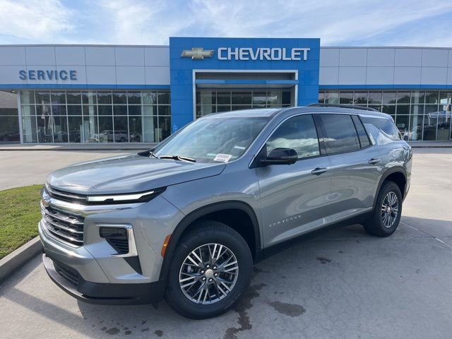 New 2026 Chevrolet Traverse LT FWD image 2