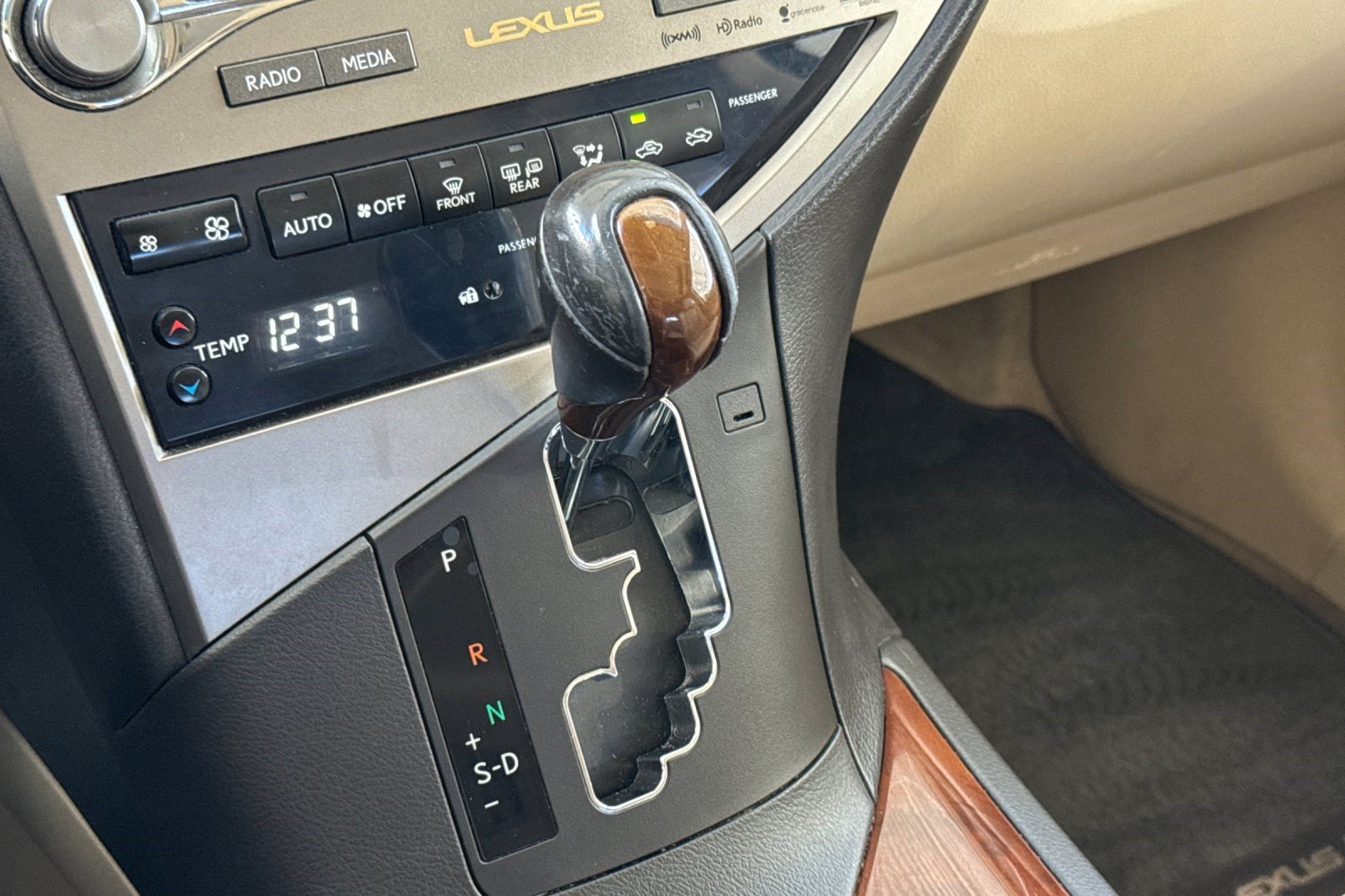 Used 2013 Lexus RX 350 AWD w/ Navigation Pkg image 28