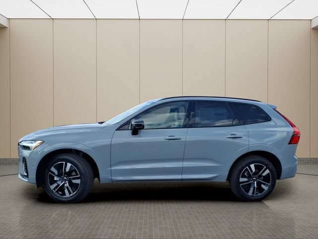 New 2026 Volvo XC60 B5 Plus w/ Protection Package Premier AWD/4WD image 5