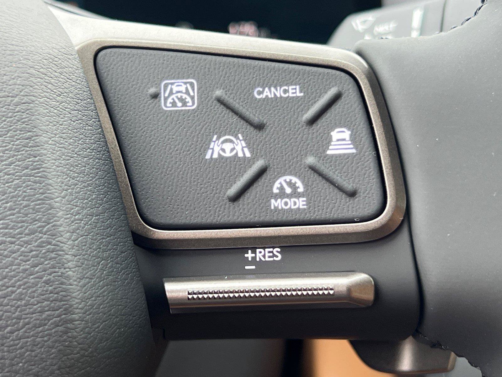 New 2026 Lexus ES 350h FWD image 19