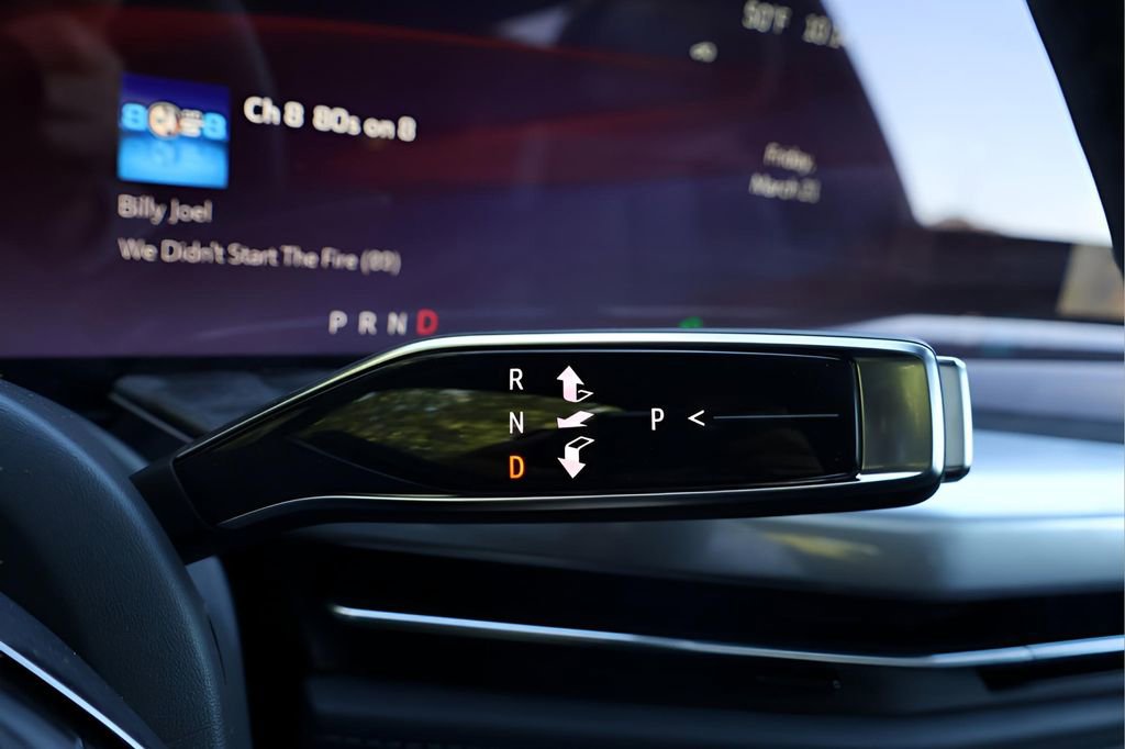 New 2025 Cadillac Escalade IQ Luxury 2 image 31