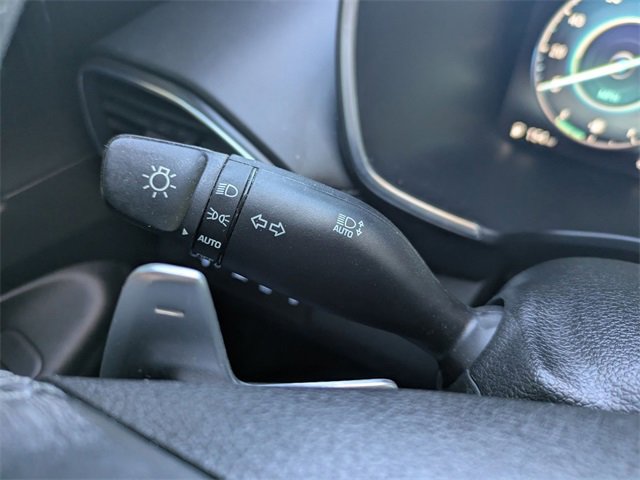 Used 2022 Hyundai Santa Fe SEL w/ Convenience Package image 16