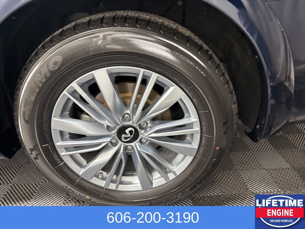 Used 2024 INFINITI QX80 Luxe AWD/4WD image 14