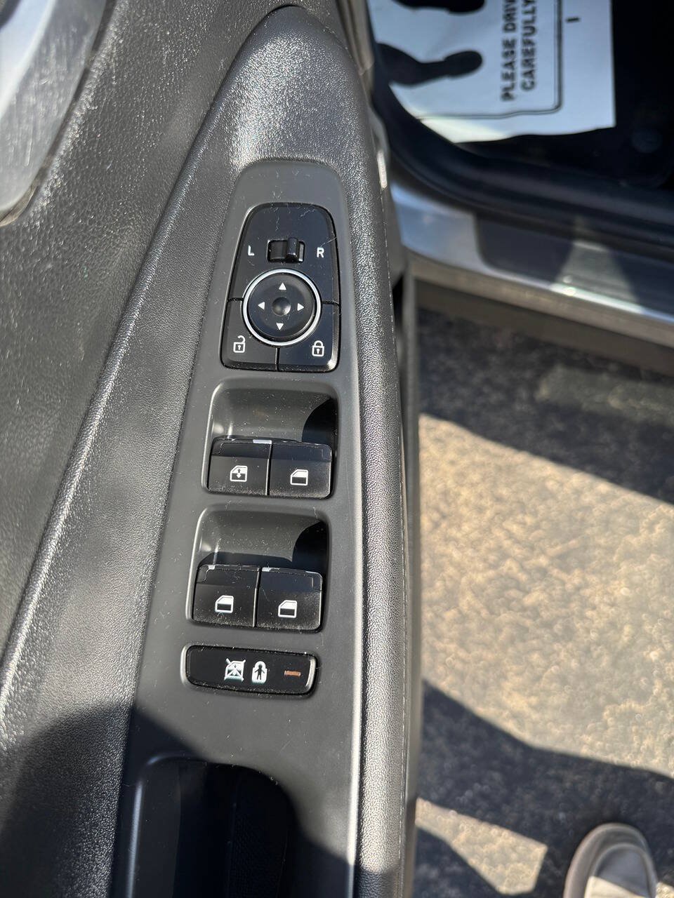 Used 2019 Hyundai Santa Fe SE AWD/4WD image 17