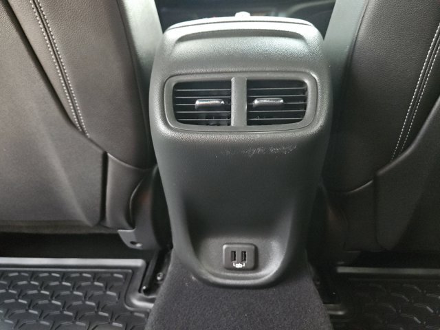 Used 2019 Buick Regal GS AWD/4WD image 17