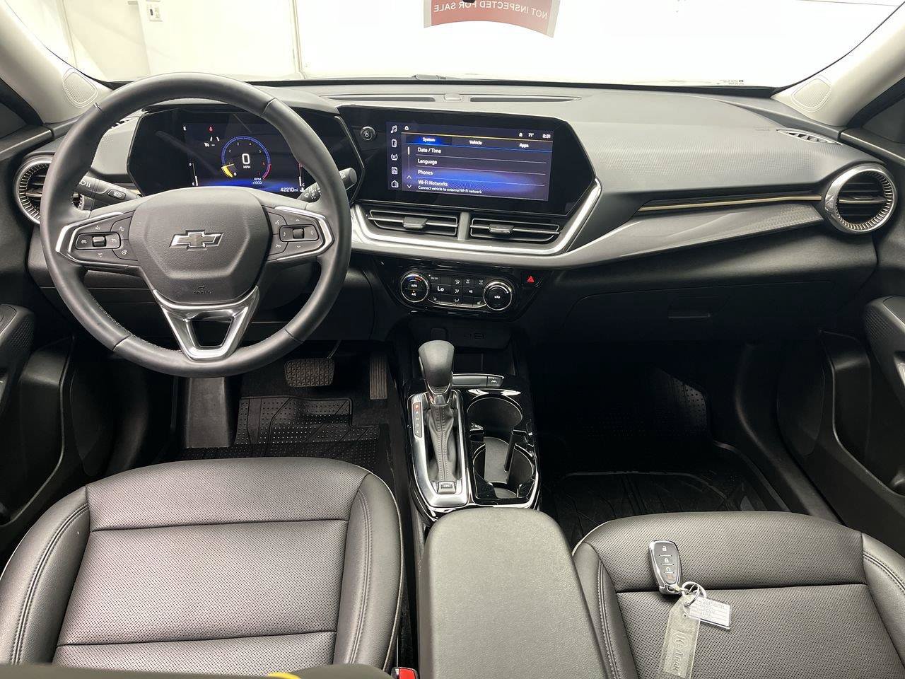 Used 2024 Chevrolet Trax ACTIV w/ Driver Confidence Package FWD image 4
