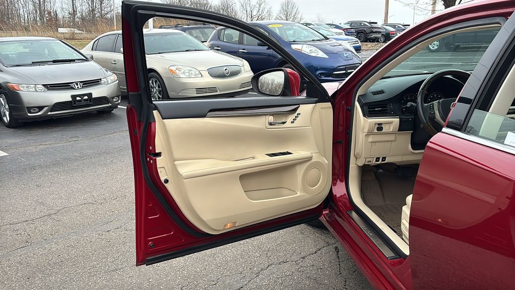 Used 2014 Lexus ES 350 w/ Premium Package image 11