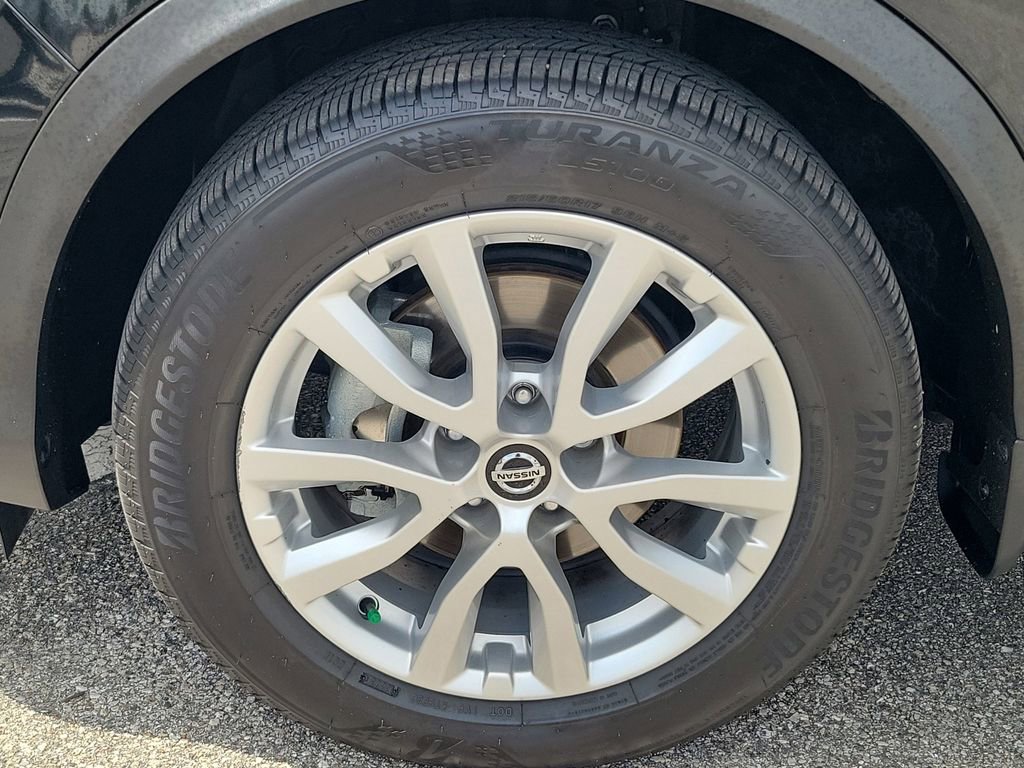 Certified 2022 Nissan Rogue Sport SV image 10