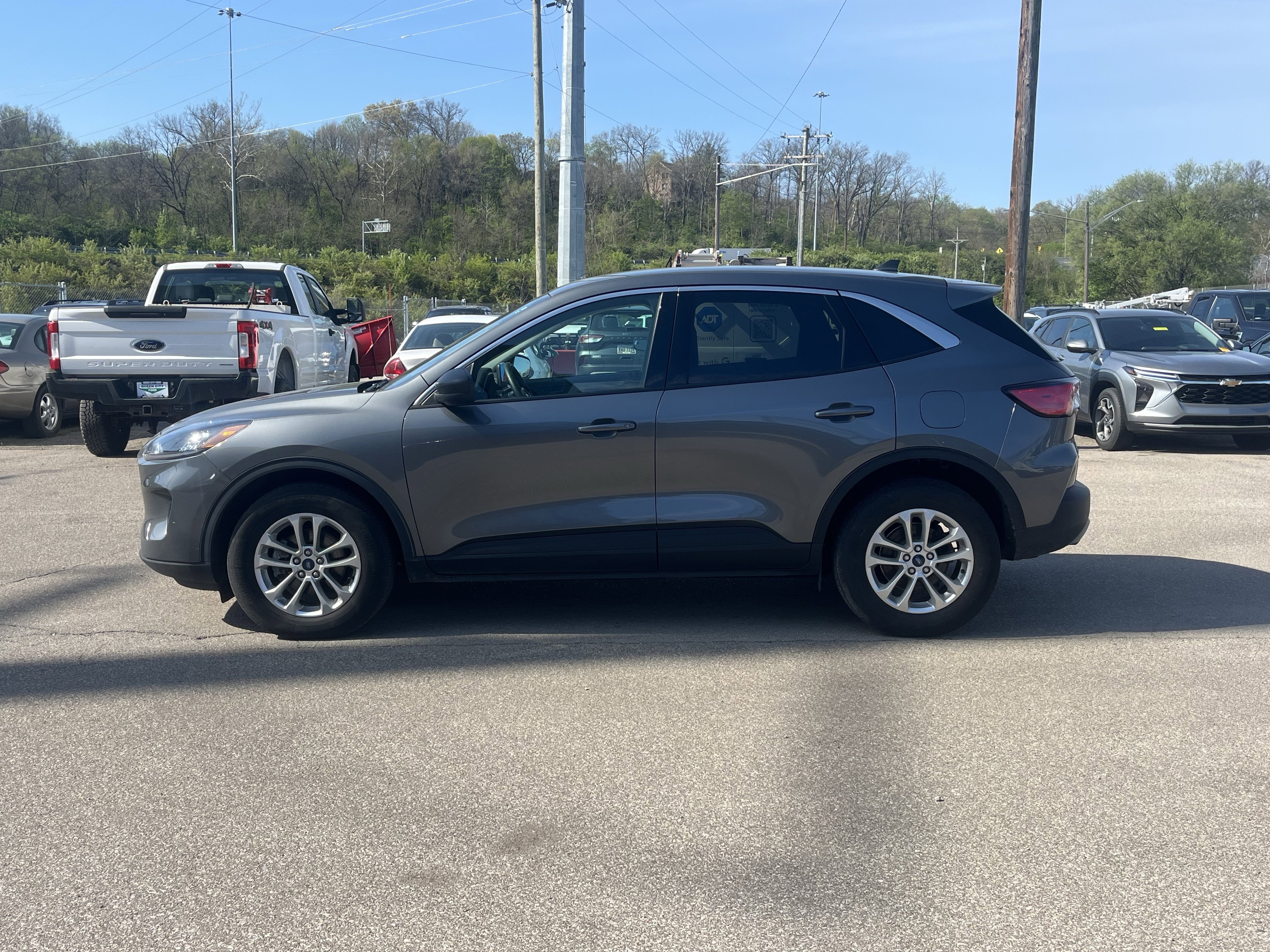 Used 2022 Ford Escape SE w/ Convenience Package image 4