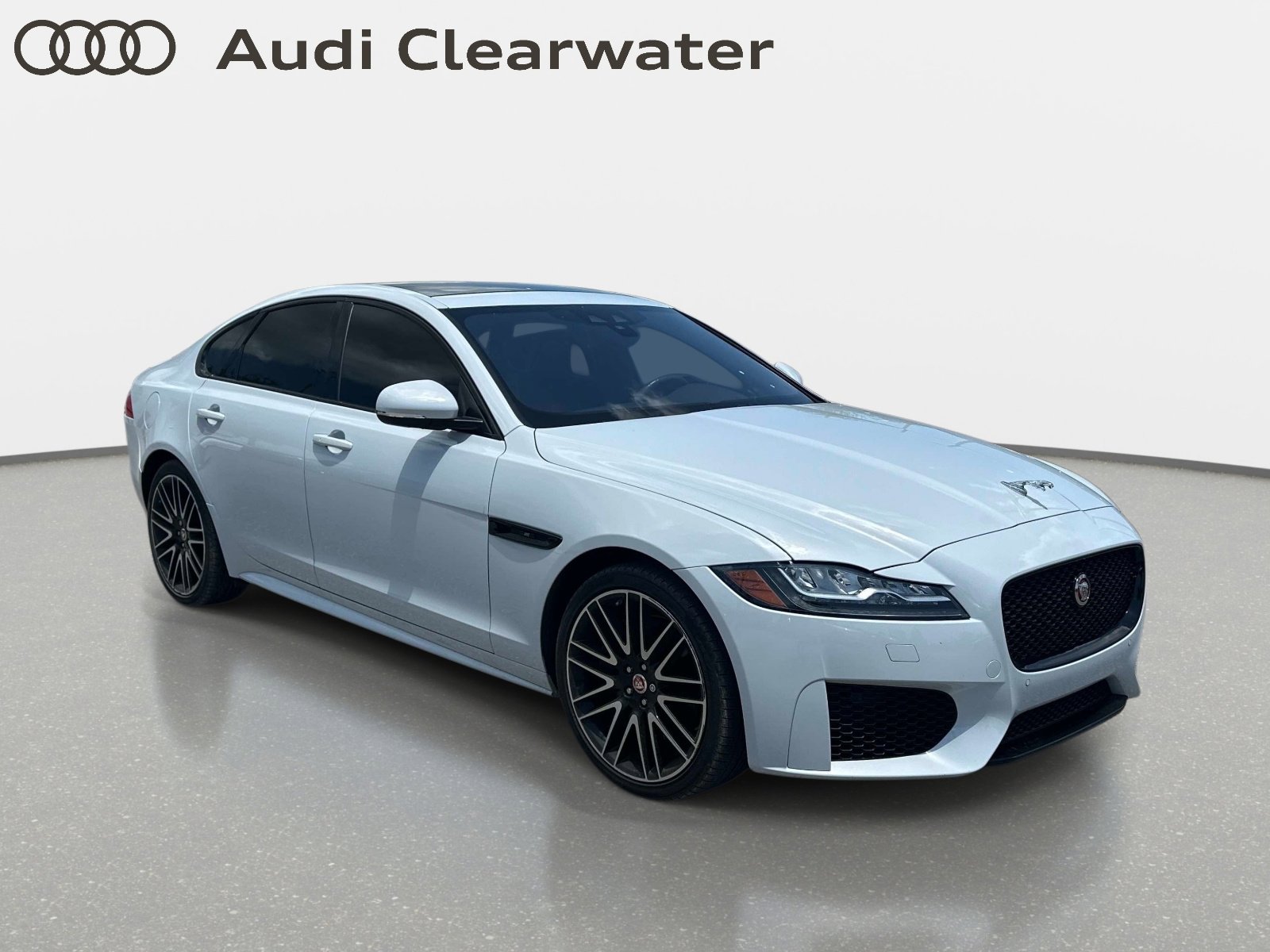 Used 2020 Jaguar XF Checkered Flag AWD/4WD image 4
