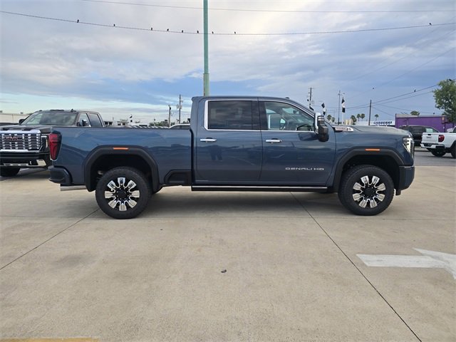 New 2026 GMC Sierra 2500 Denali w/ Denali Reserve Package image 4