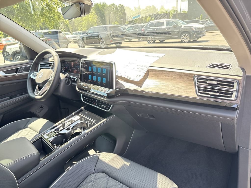 New 2025 Volkswagen Atlas SEL Premium R-Line image 23