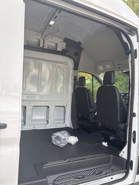 New 2025 Ford Transit 350 148 High Roof Extended image 16