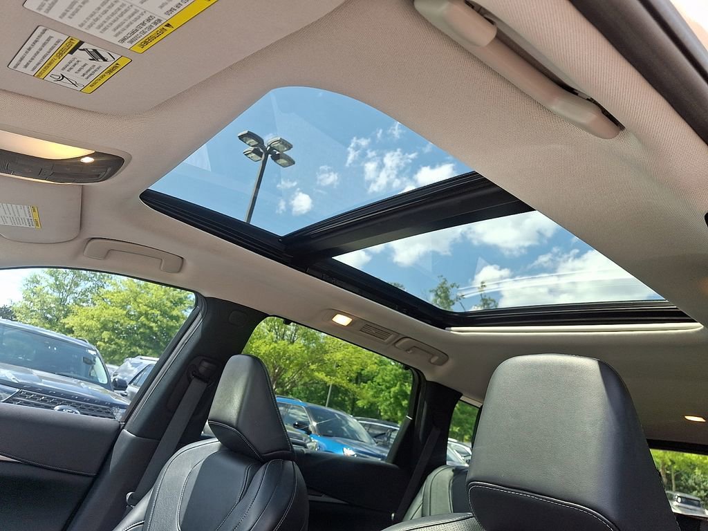 Used 2023 INFINITI QX60 Luxe FWD image 14