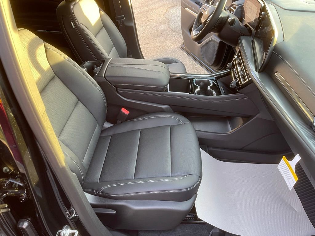 New 2026 Chevrolet Traverse LT w/ Driver Confidence Package image 22