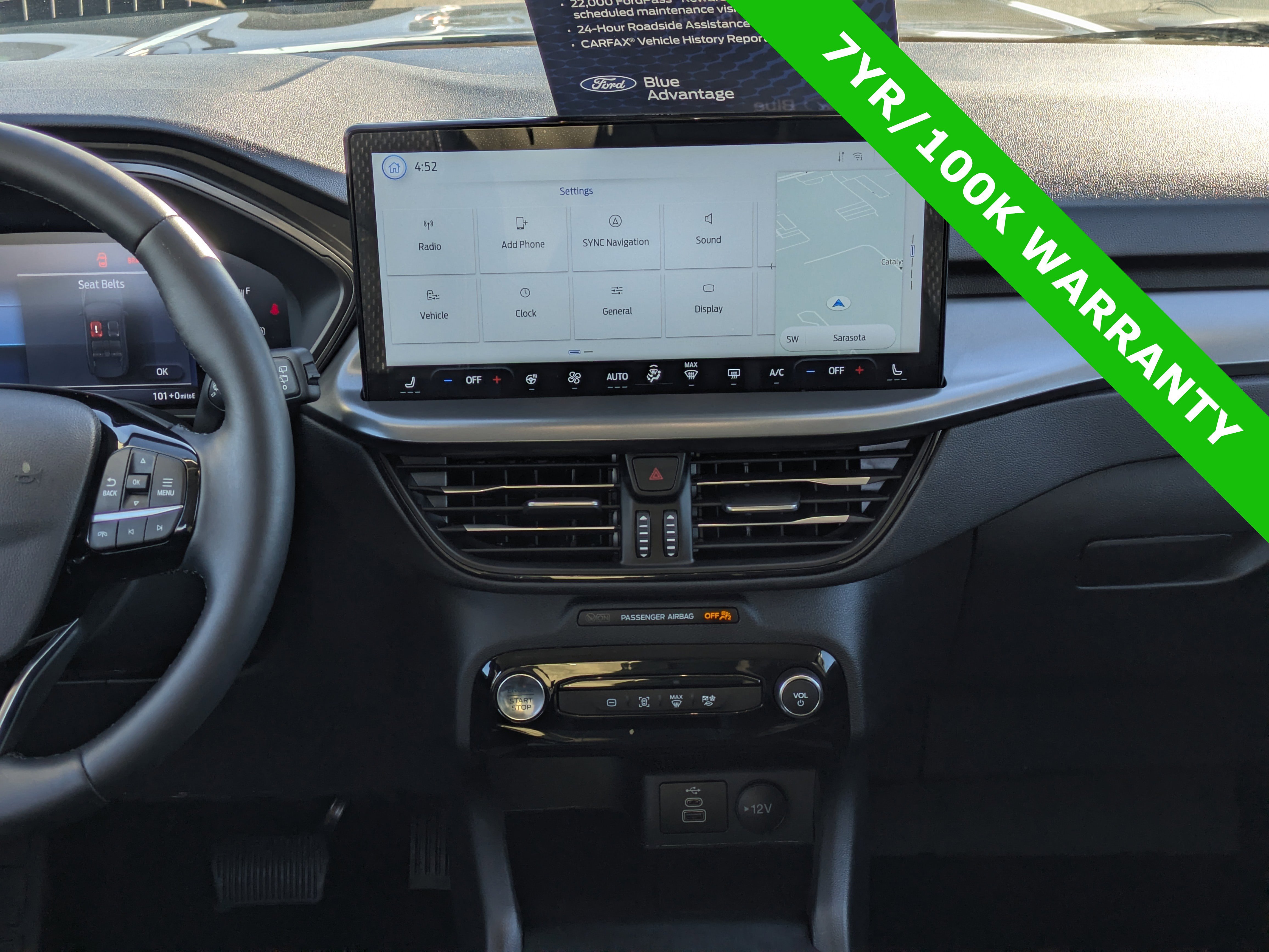 Certified 2025 Ford Escape PHEV image 19