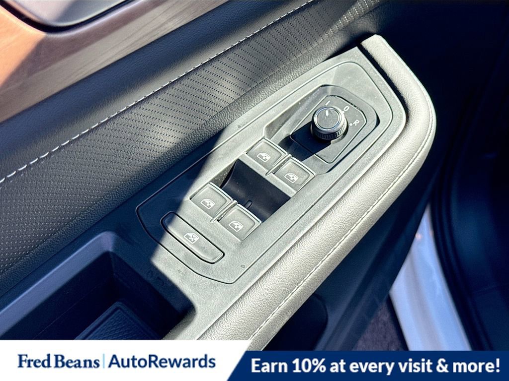 New 2026 Volkswagen Atlas SE image 15