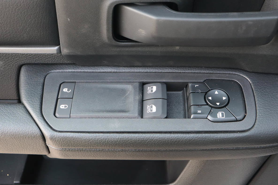 New 2027 RAM 3500 Tradesman AWD/4WD image 10