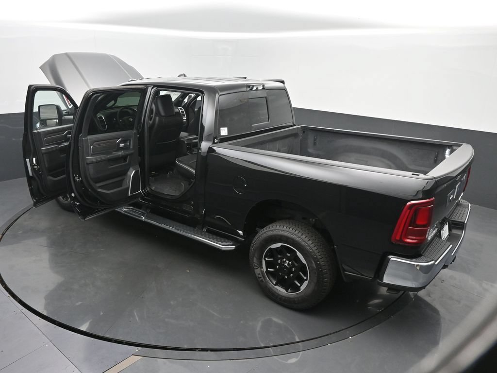 Used 2025 RAM 2500 Laramie AWD/4WD image 86