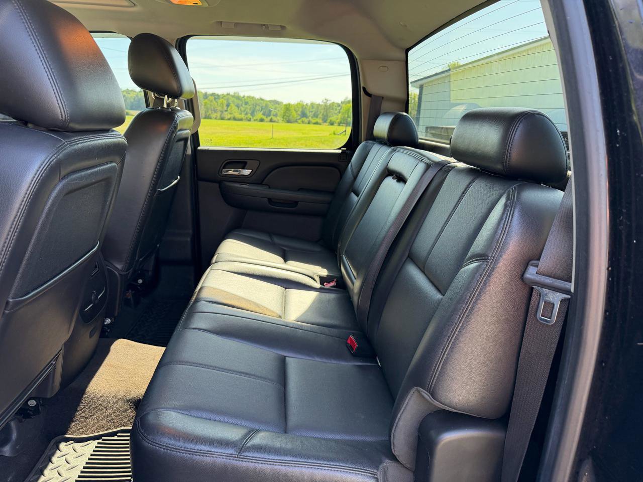 Used 2012 Chevrolet Silverado 2500 LTZ AWD/4WD image 17