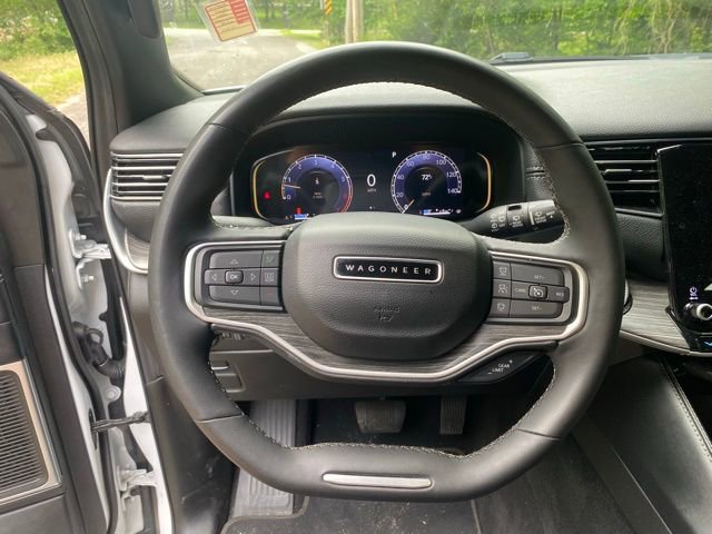 Used 2024 Jeep Wagoneer Series II w/ Flexible Seating Group RWD image 22