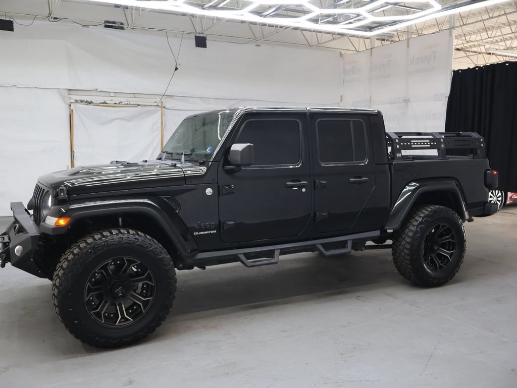 Used 2021 Jeep Gladiator Overland w/ Popular Equipment Package AWD/4WD image 4