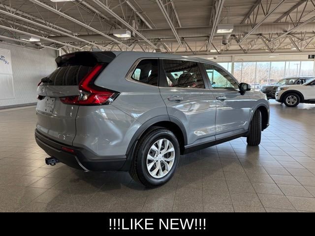Used 2025 Honda CR-V LX image 9