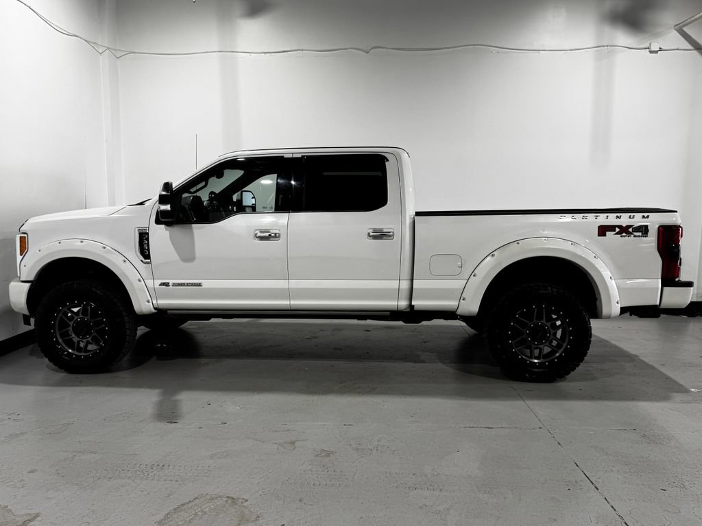Used 2017 Ford F250 Platinum w/ Platinum Ultimate Package AWD/4WD image 14