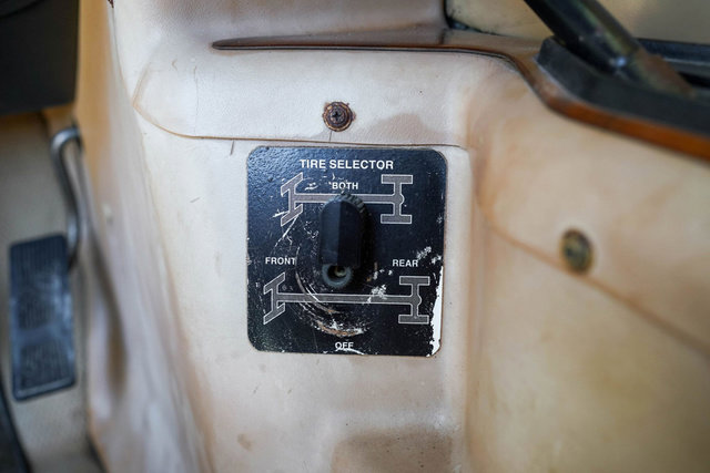 Used 1995 HUMMER H1 4-Door Wagon image 31