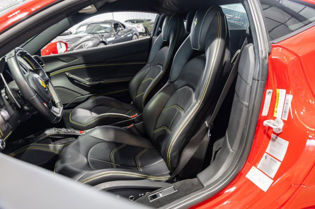 Used 2018 Ferrari 488 GTB RWD image 35