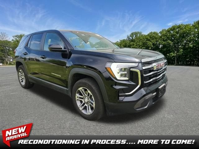Used 2025 GMC Terrain Elevation