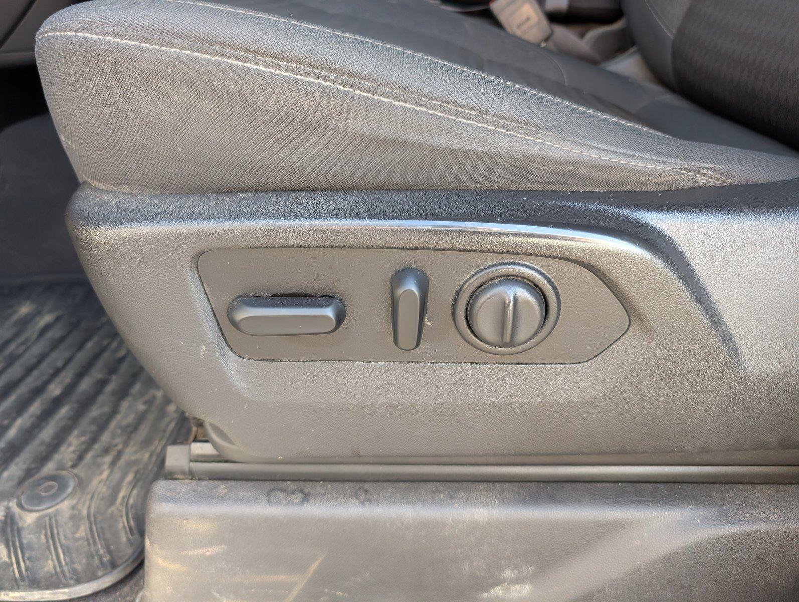 Used 2021 Chevrolet Silverado 1500 LT w/ All Star Edition Plus RWD image 13