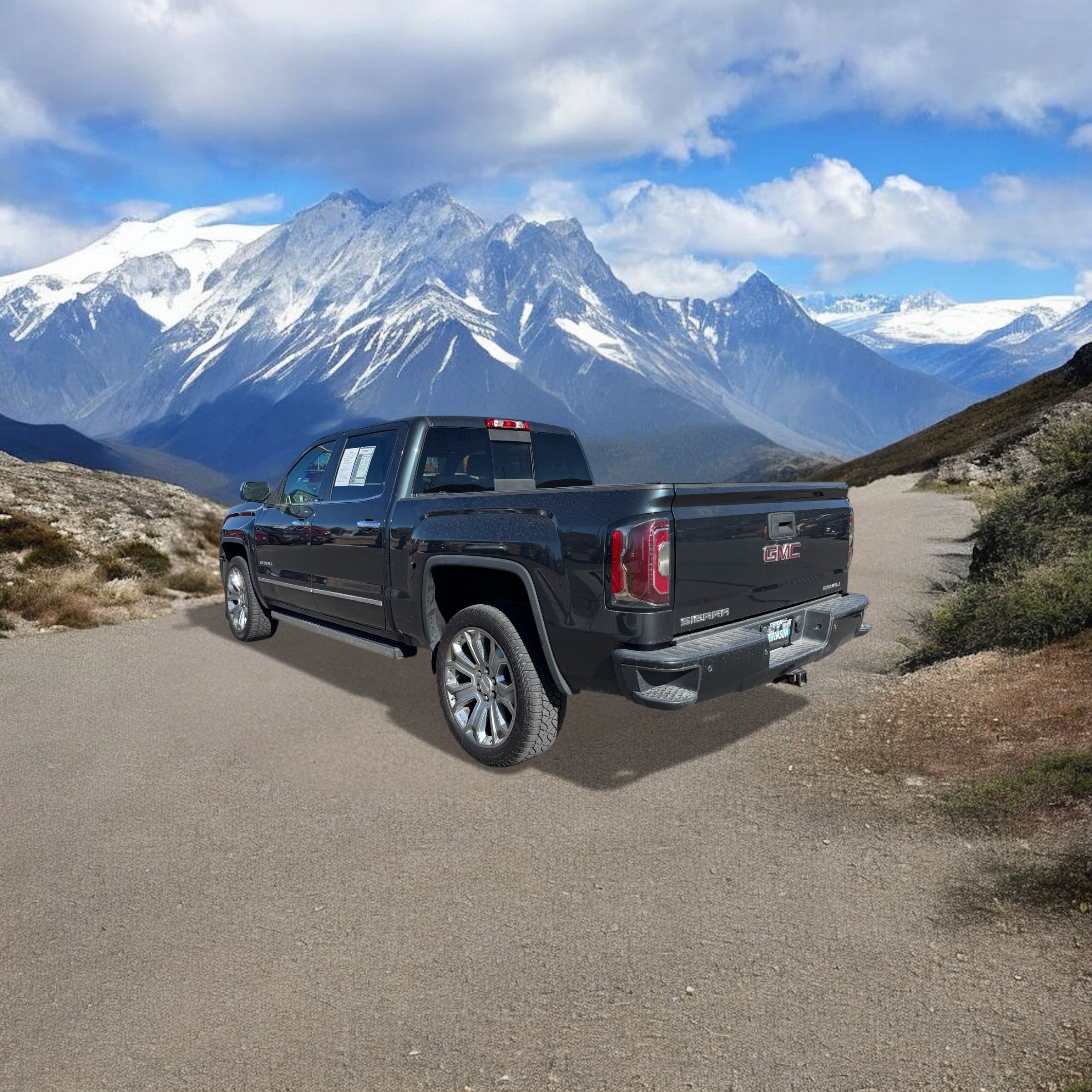 Used 2018 GMC Sierra 1500 Denali w/ Denali Ultimate Package image 3